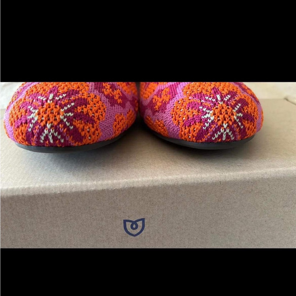 Gorgeous Patterned Rothy’s! - Picture 2 of 3